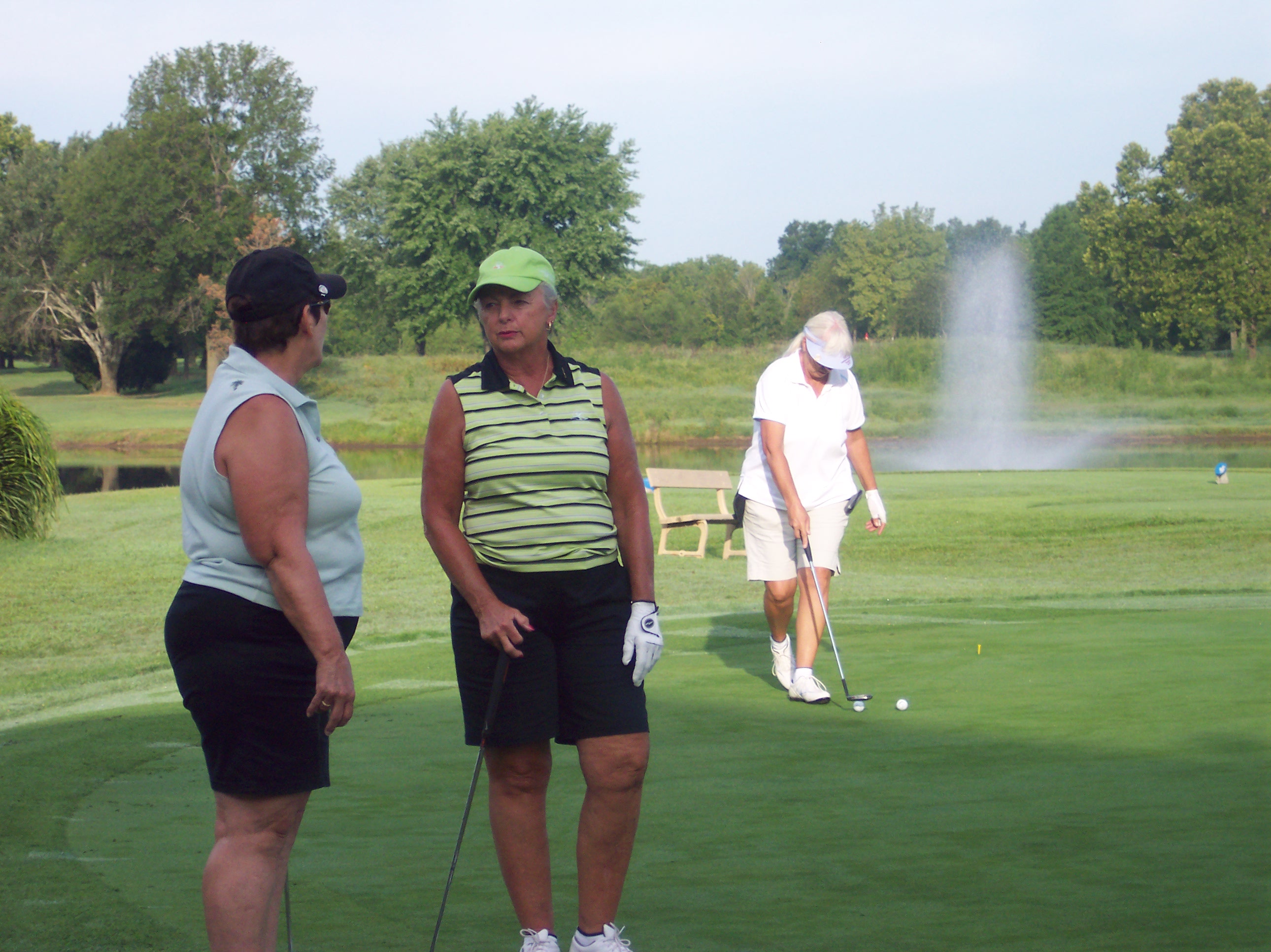 Putting green 